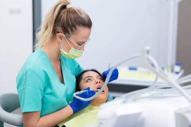 Best Weekend Emergency Dentist in Claude, TX